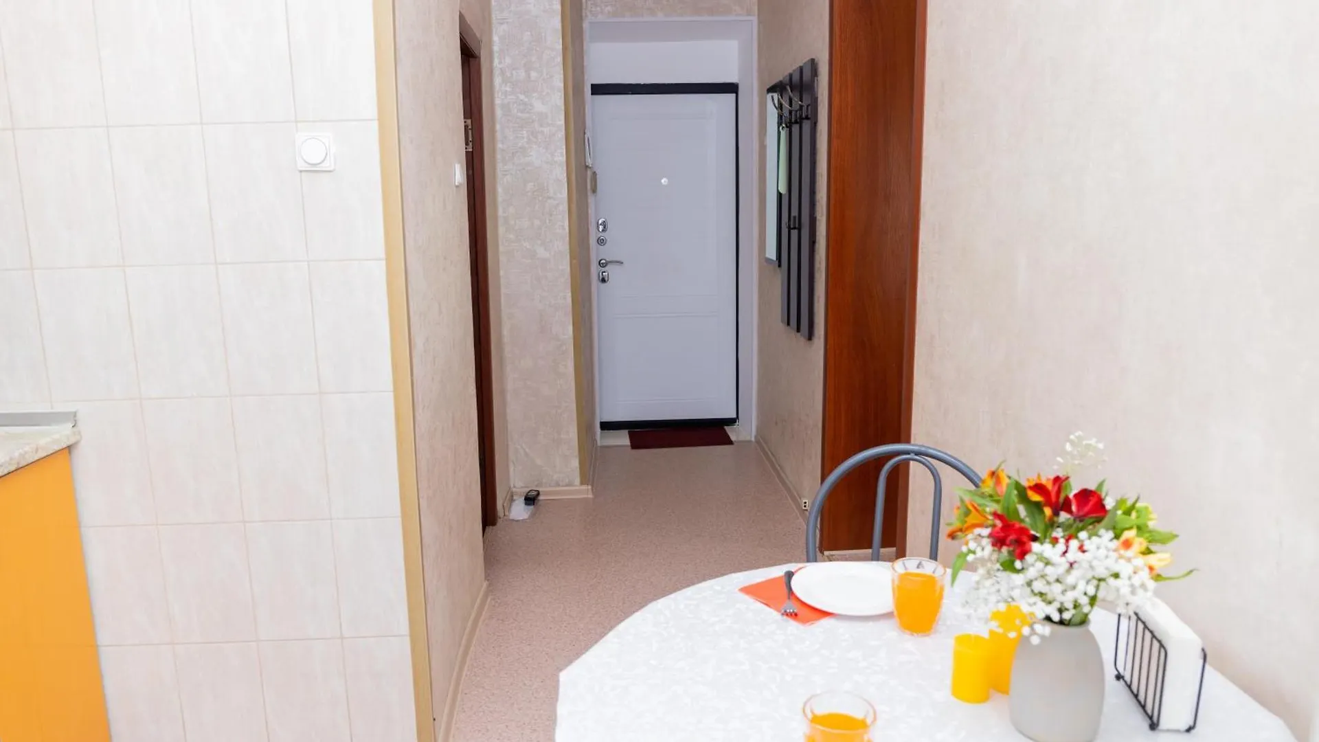 1-Комнатная Квартира В Центре Города Almaty Apartment